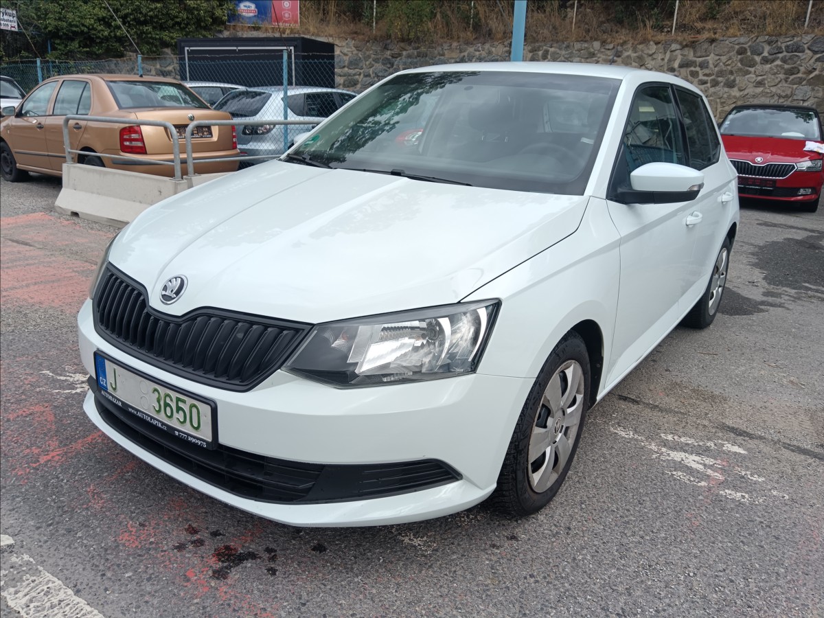 skoda-fabia-1-2-tsi-cool-edition - 2
