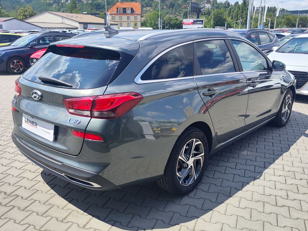 hyundai-i30-1-5-t-gdi-117kw-smart-navi - 4