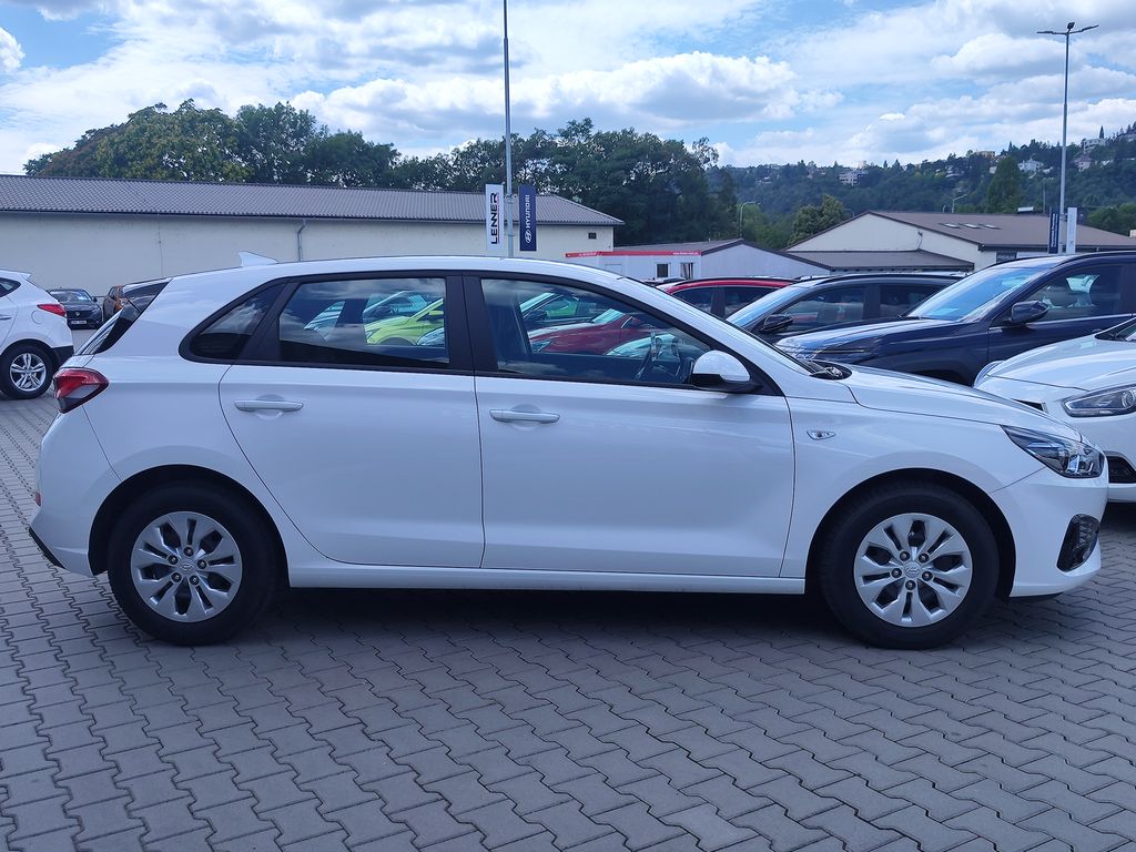 hyundai-i30-1-5i-81kw-start - 3