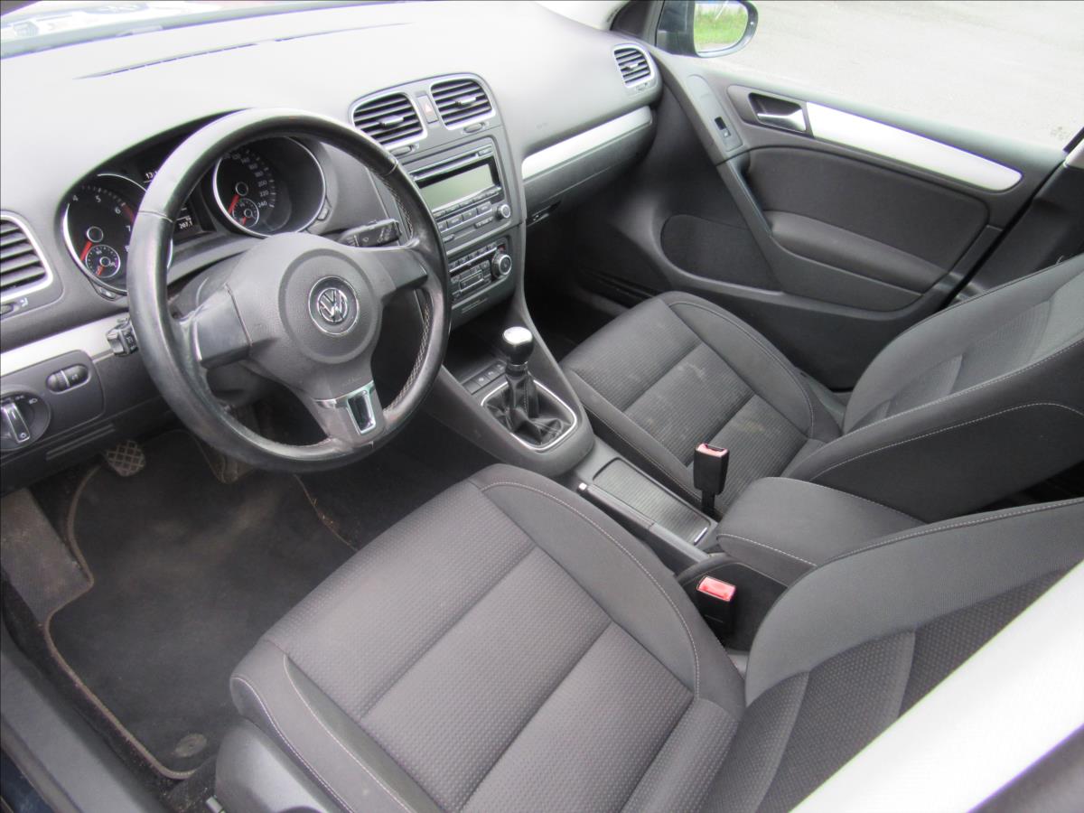 volkswagen-golf-1-2-tsi-77kw-bmt-team - 8