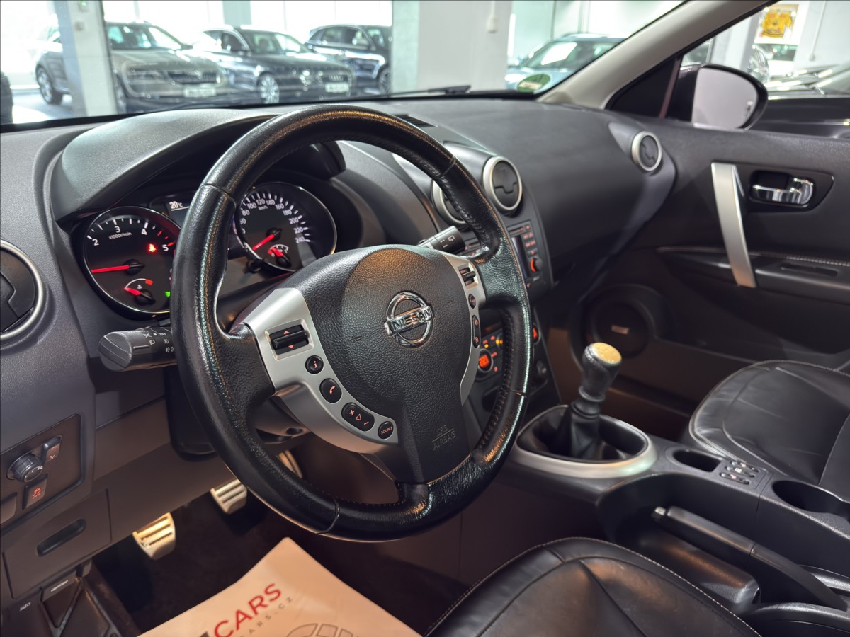 nissan-qashqai-2-0-dci-pano-xenon-kuze-navi - 7