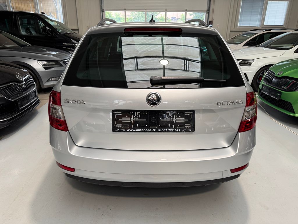 skoda-octavia-combi-1-0-tsi-ambition - 4