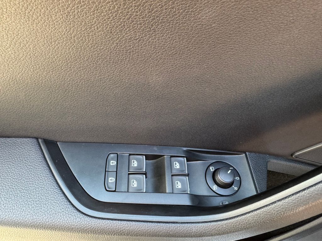skoda-superb-combi-2-0-tdi-dsg-l-k - 6