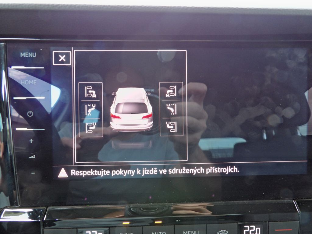volkswagen-touareg-3-0tdi-v6-8-at-4x4-tazne-cr - 9
