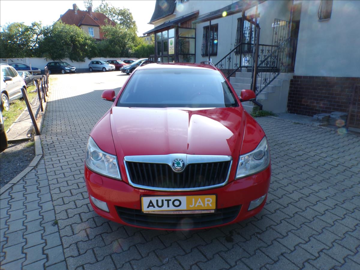skoda-octavia-1-6-tdi-dsg - 1