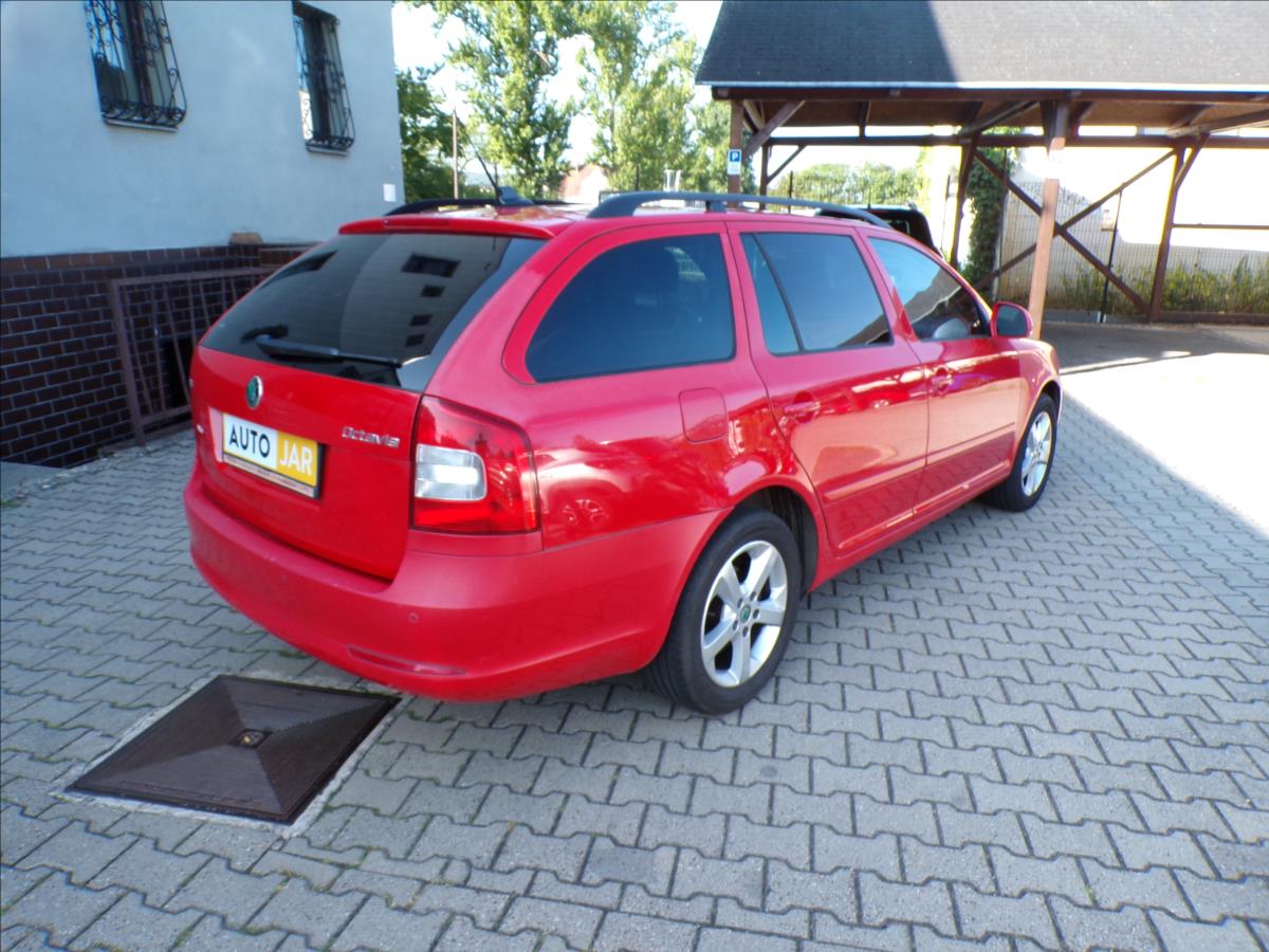 skoda-octavia-1-6-tdi-dsg - 3