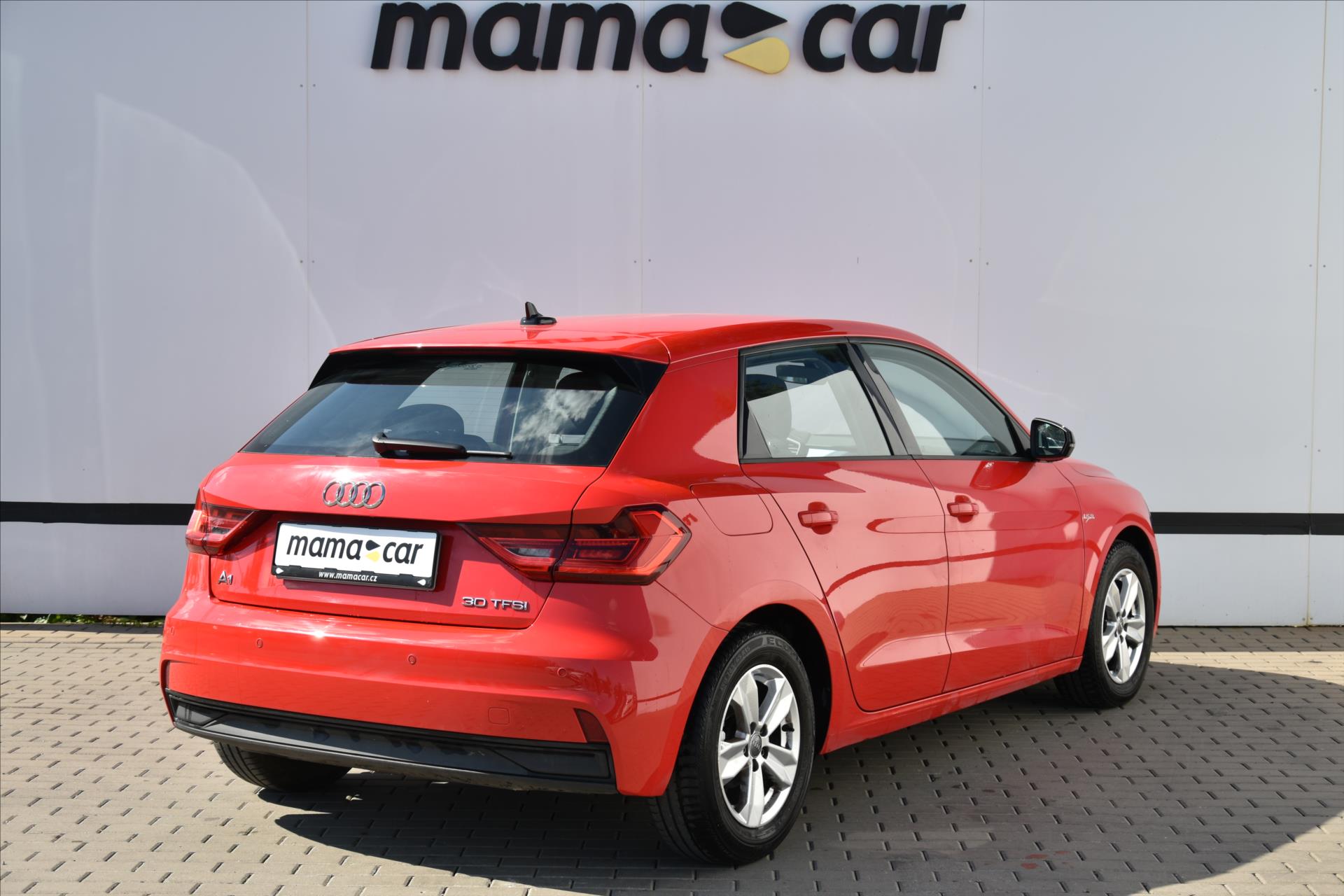 audi-a1-1-0-tfsi-85kw-s-line-dph-cr - 1