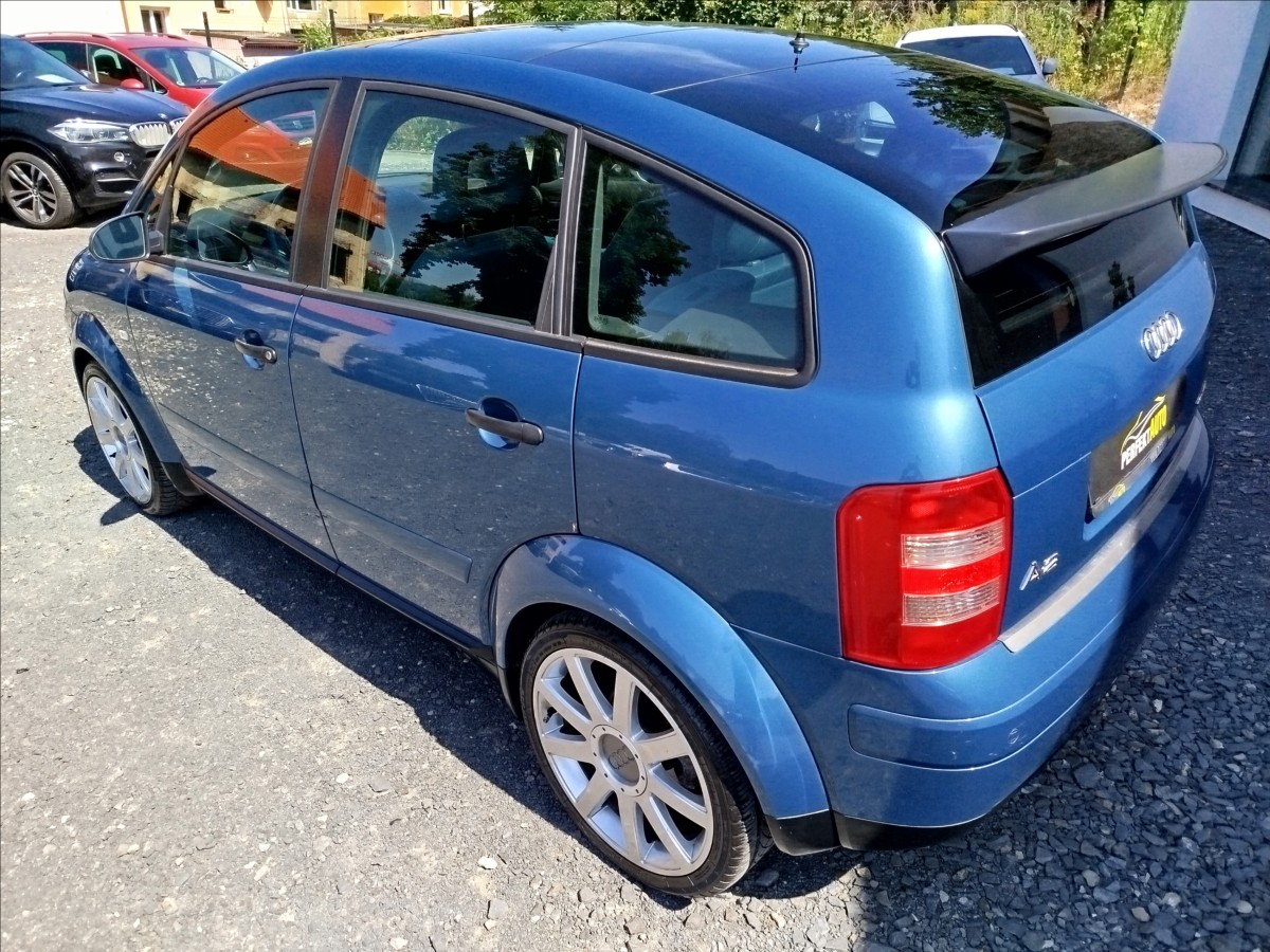 audi-a2-1-6-i-81-kw-panorama-klimatronic - 3