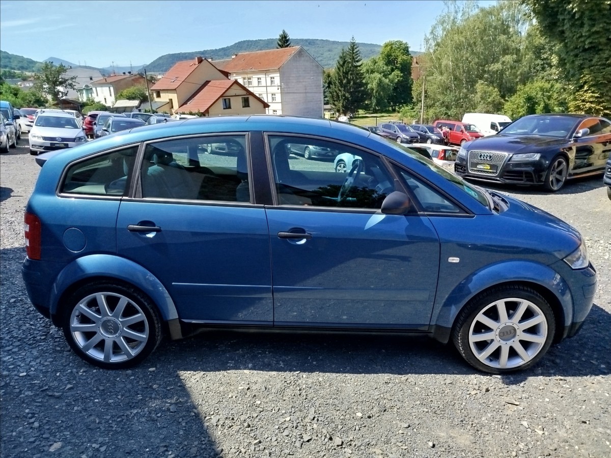 audi-a2-1-6-i-81-kw-panorama-klimatronic - 6