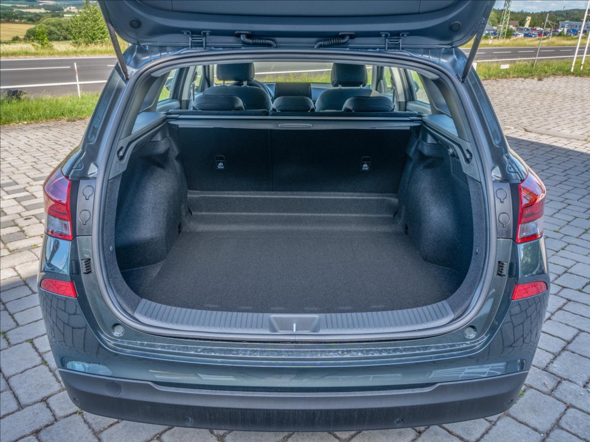 hyundai-i30-wg-1-0-t-gdi-mt-comfort - 6