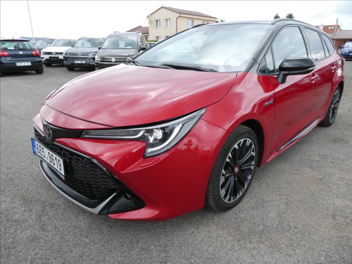 toyota-corolla-2-0-hybrid-e-cvt-gr-sport-112kw-1-majitel - 4