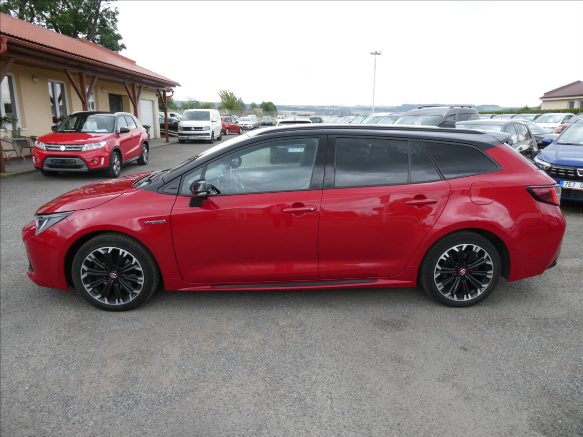 toyota-corolla-2-0-hybrid-e-cvt-gr-sport-112kw-1-majitel - 5