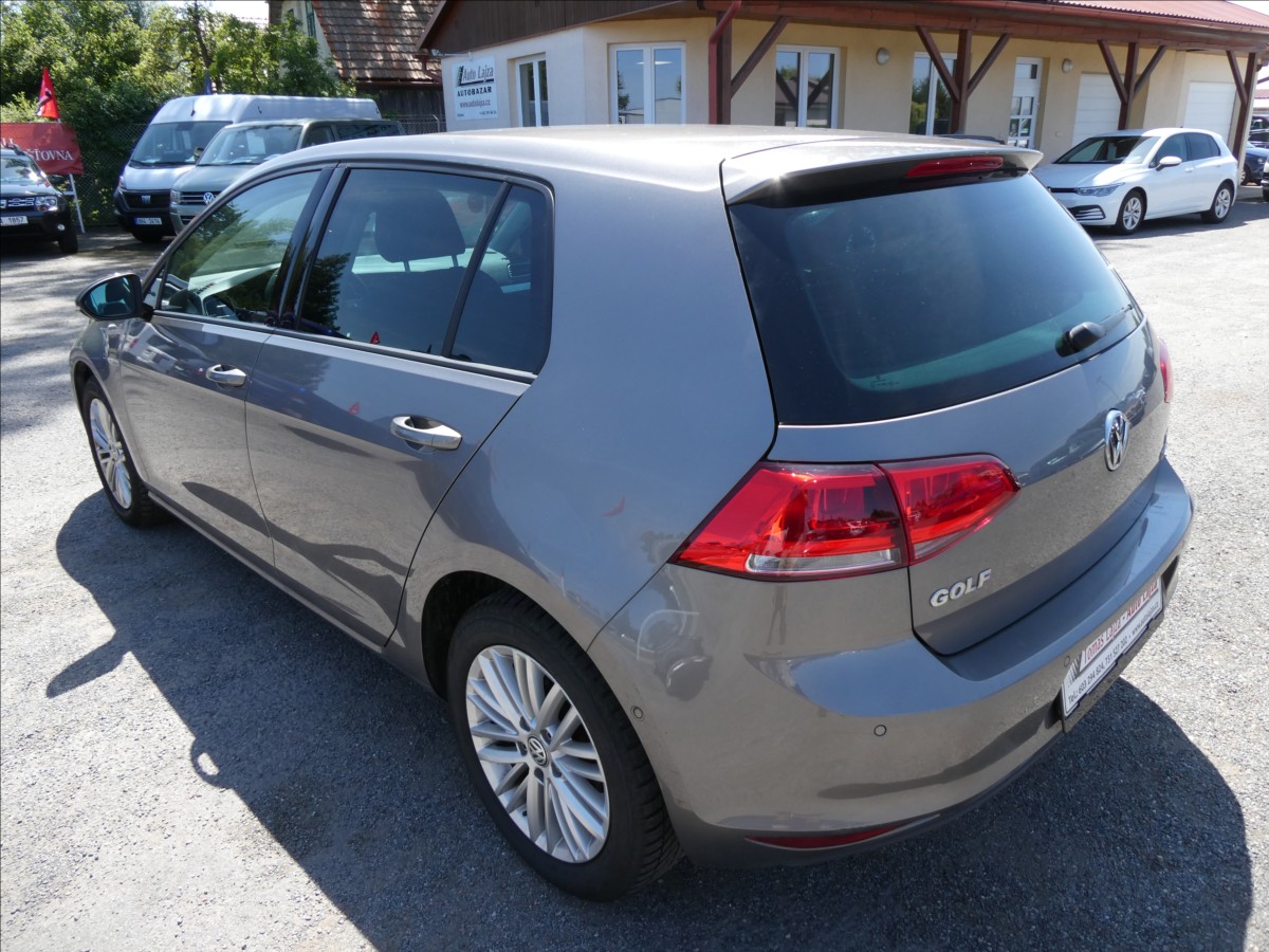 volkswagen-golf-1-2-tsi-63kw-cup-2-majitel - 6