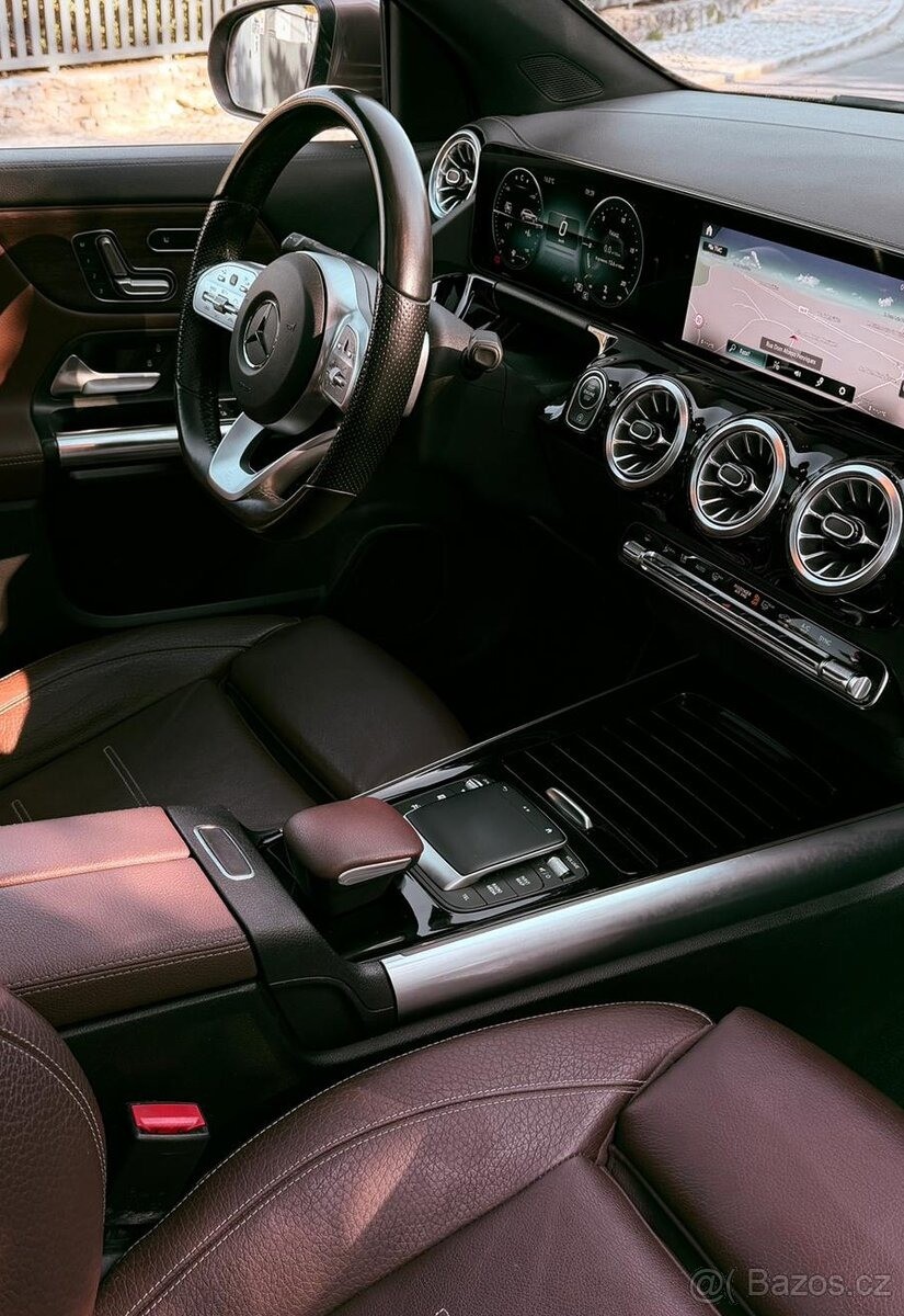 mercedes-benz-gla-2-0-200-d-4matic-amg-line - 5