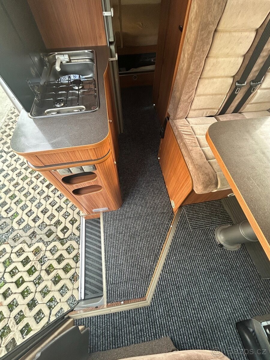 mercedes-benz-sprinter-obytny-automobil-adria - 3