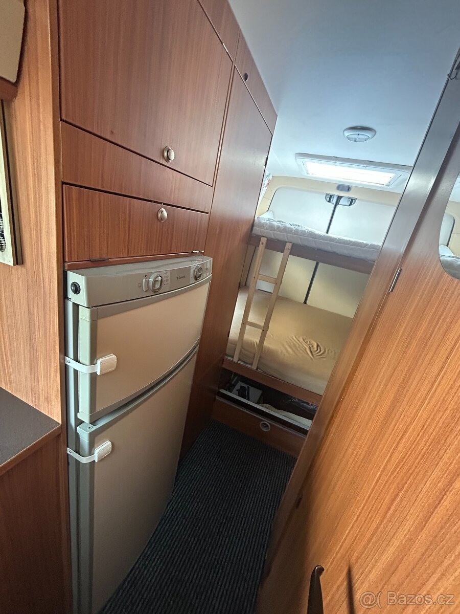 mercedes-benz-sprinter-obytny-automobil-adria - 7