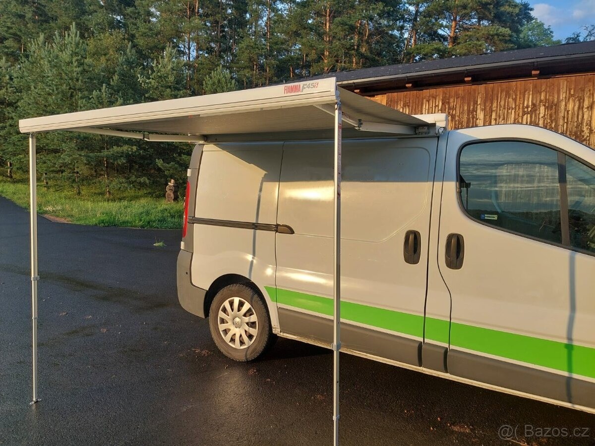 renault-trafic-obytna-dodavka - 9