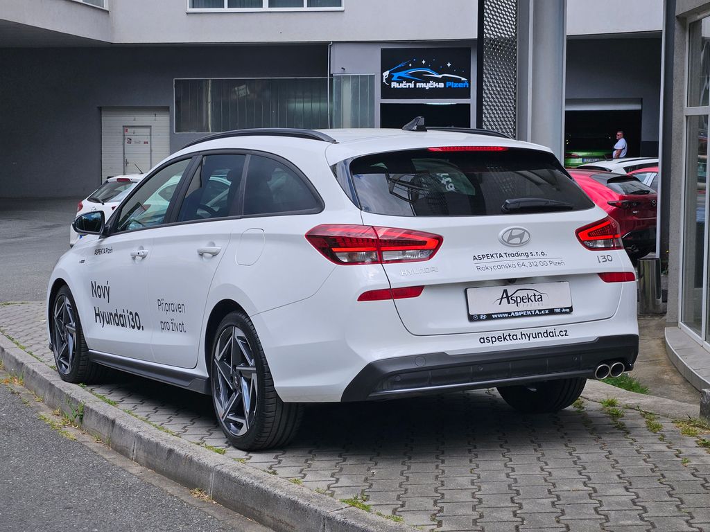 hyundai-i30-1-6-t-gdi-110kw-n-line-1-maj - 2