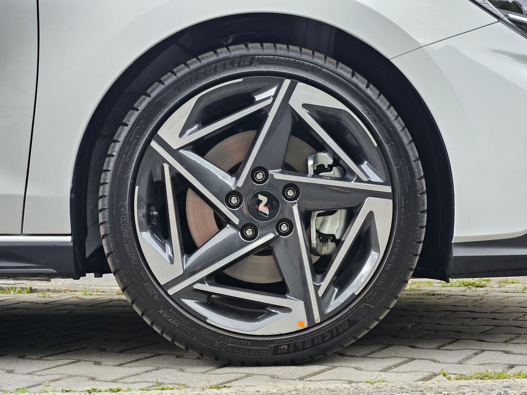 hyundai-i30-1-6-t-gdi-110kw-n-line-1-maj - 8