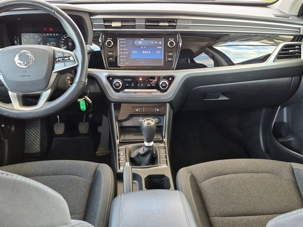 ssangyong-korando-1-5-turbo-e-xgi-120kw-le-eco - 8