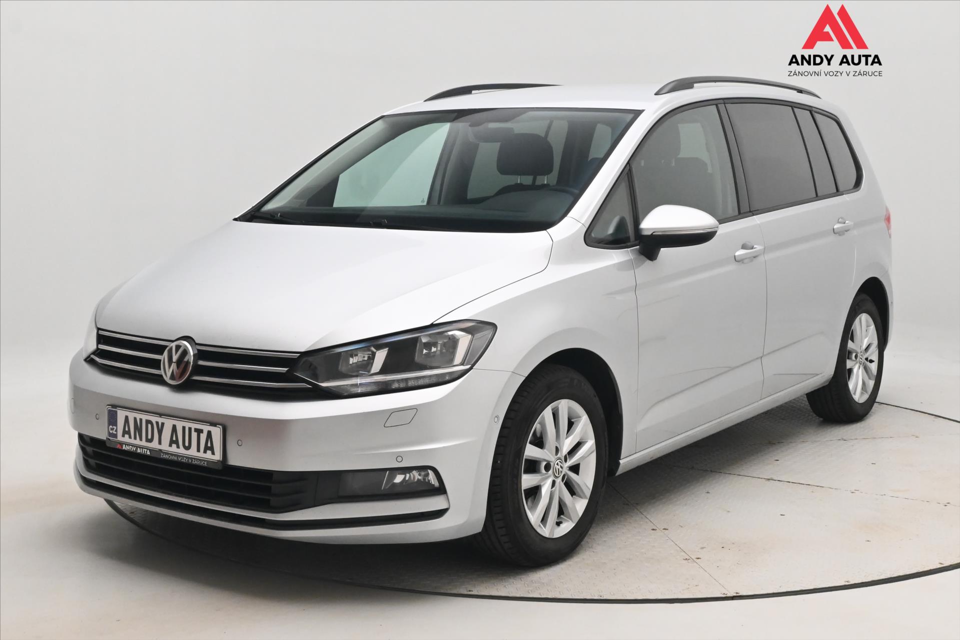 Volkswagen Touran 1,6 TDI 85kW Navi Senzory