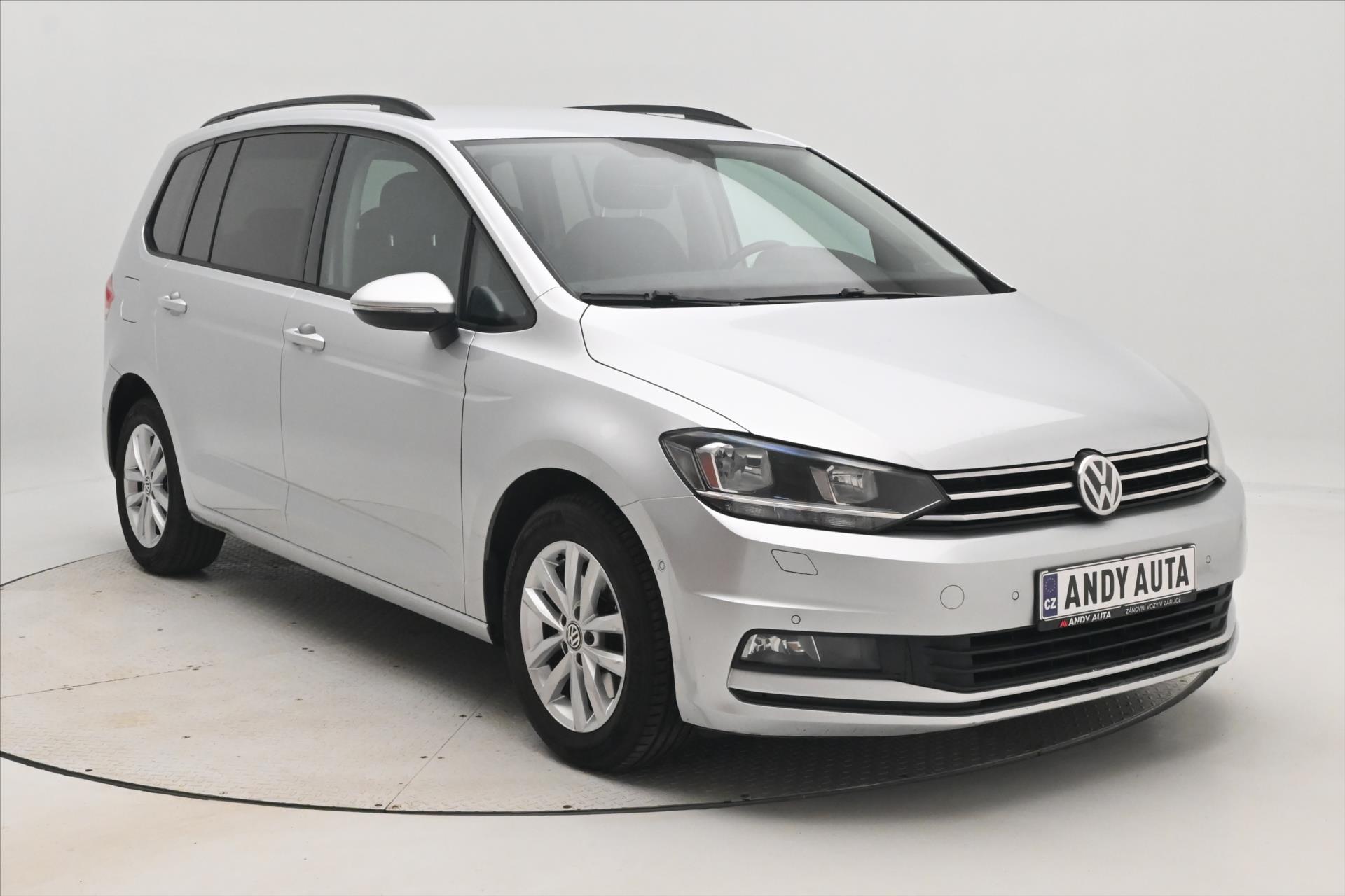 volkswagen-touran-1-6-tdi-85kw-navi-senzory - 2