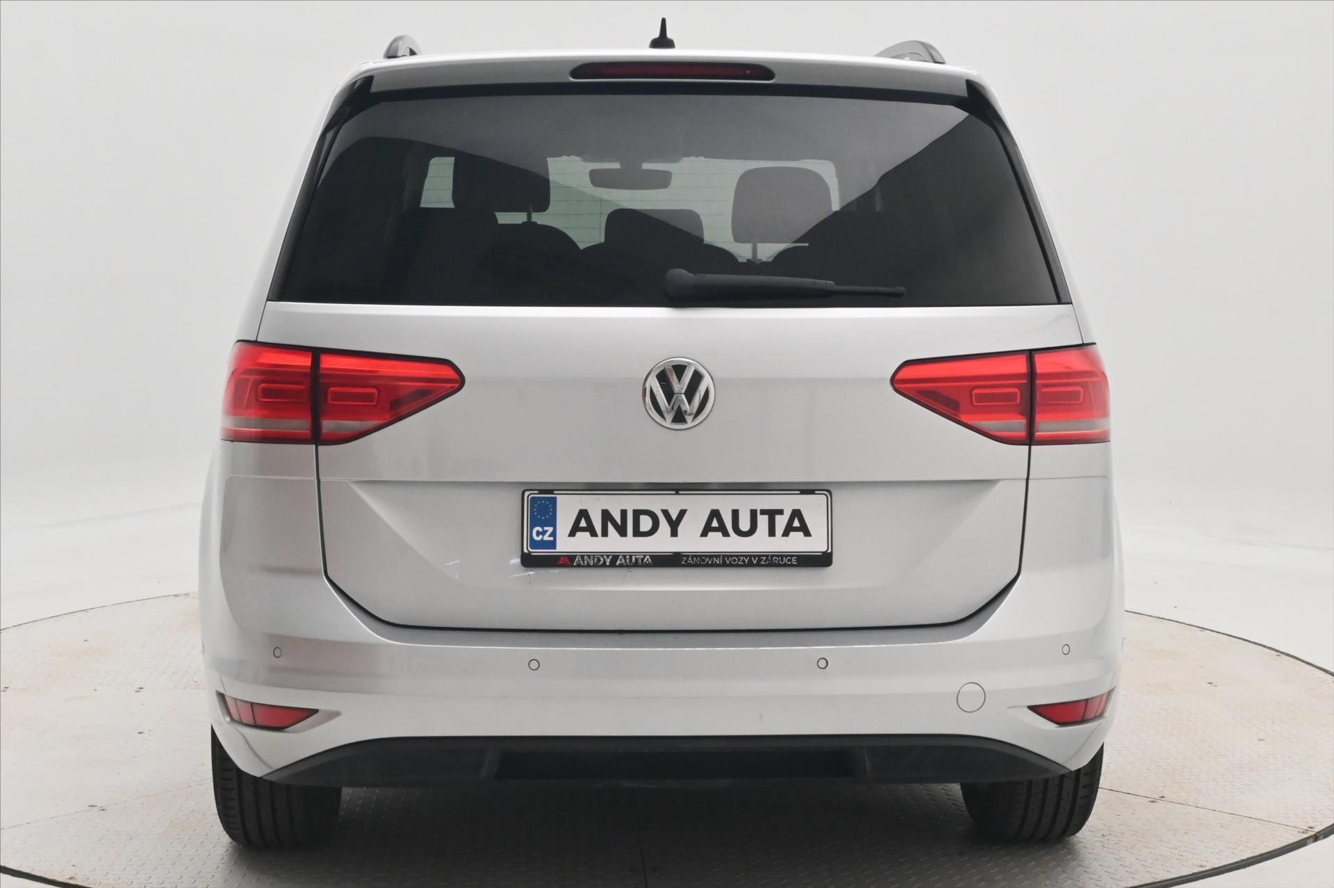 volkswagen-touran-1-6-tdi-85kw-navi-senzory - 5