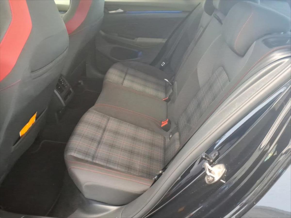 volkswagen-golf-2-0-tsi-180-kw-gti - 6