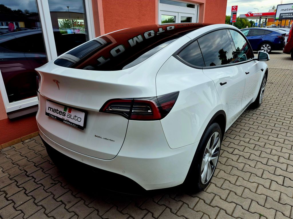 tesla-model-y-l-r-dual-motor-378-kw-odpocet-dph-soh-92-8 - 5