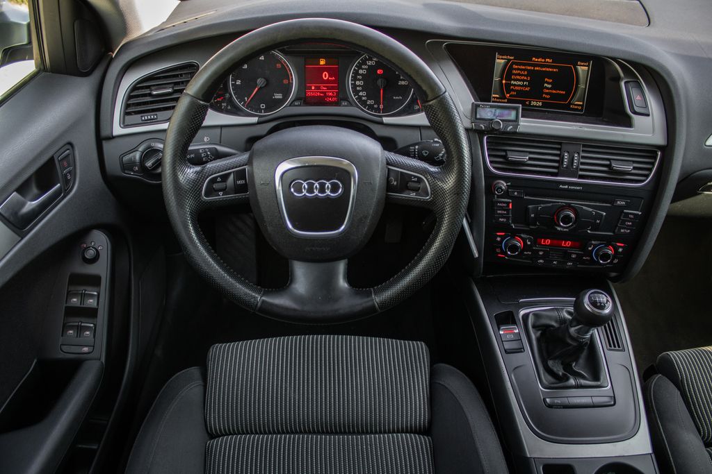audi-a4-2009-105kw - 9