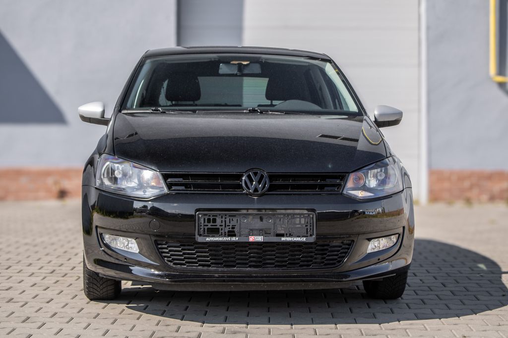 volkswagen-polo-2012-44kw-mt-5 - 1