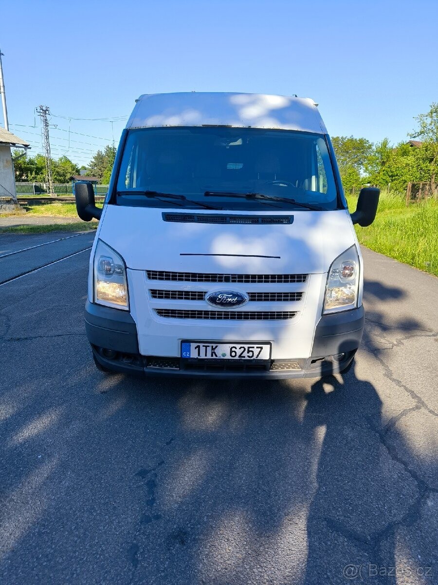 ford-transit-2-2-350l - 8
