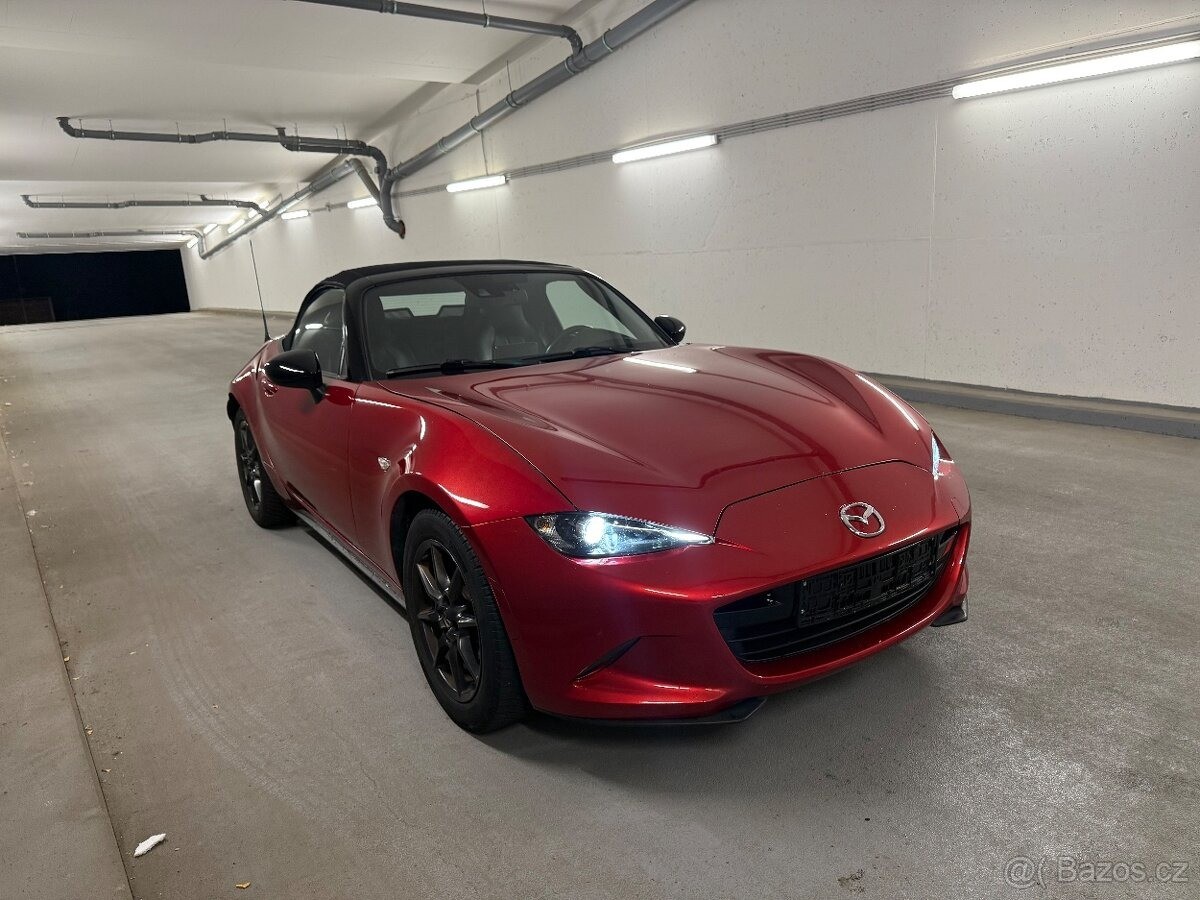 Mazda MX-5 1,5   BOSE Nová stk + kola