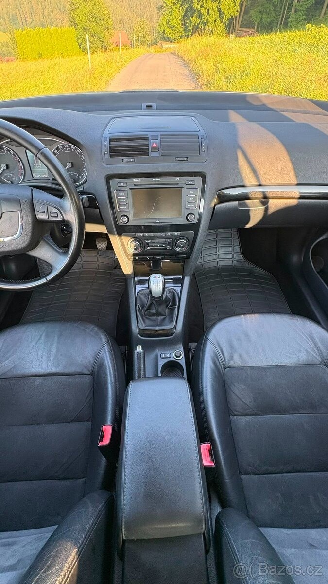 skoda-octavia-2-0-tdi-4x4 - 5