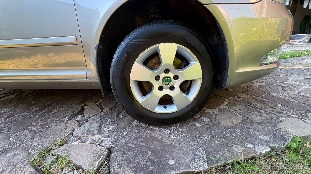 skoda-octavia-2-0-tdi-4x4 - 6