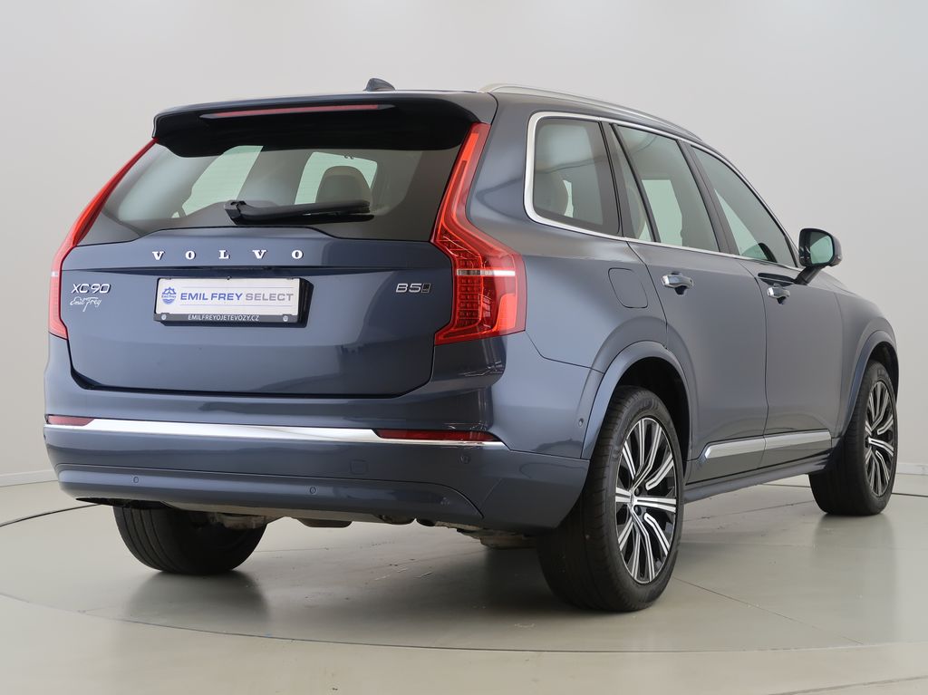 volvo-xc90-2-0-4x4-ultimate-brightauto-cz-1maj - 4