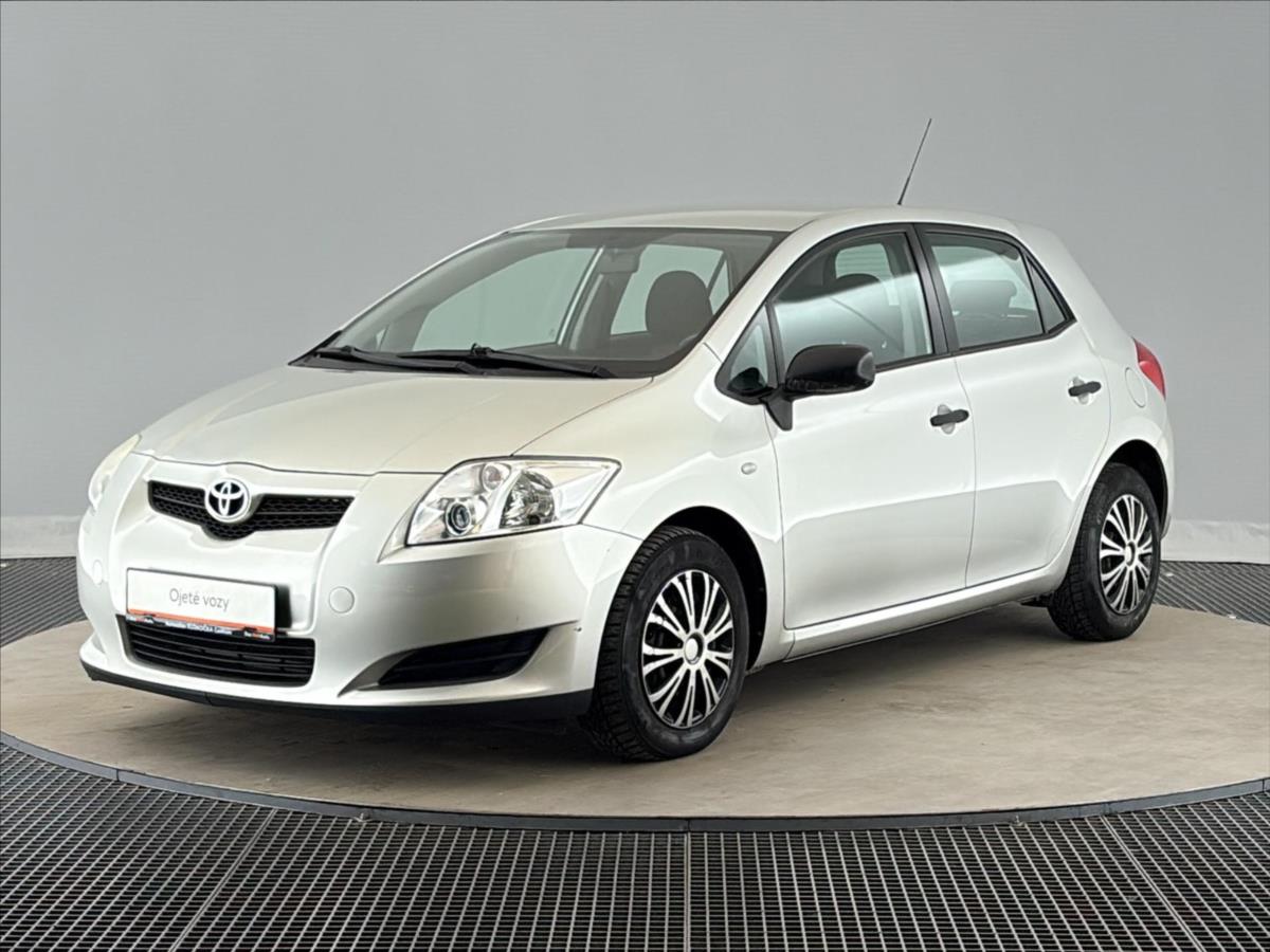 Toyota Auris 1,3 VVT-i