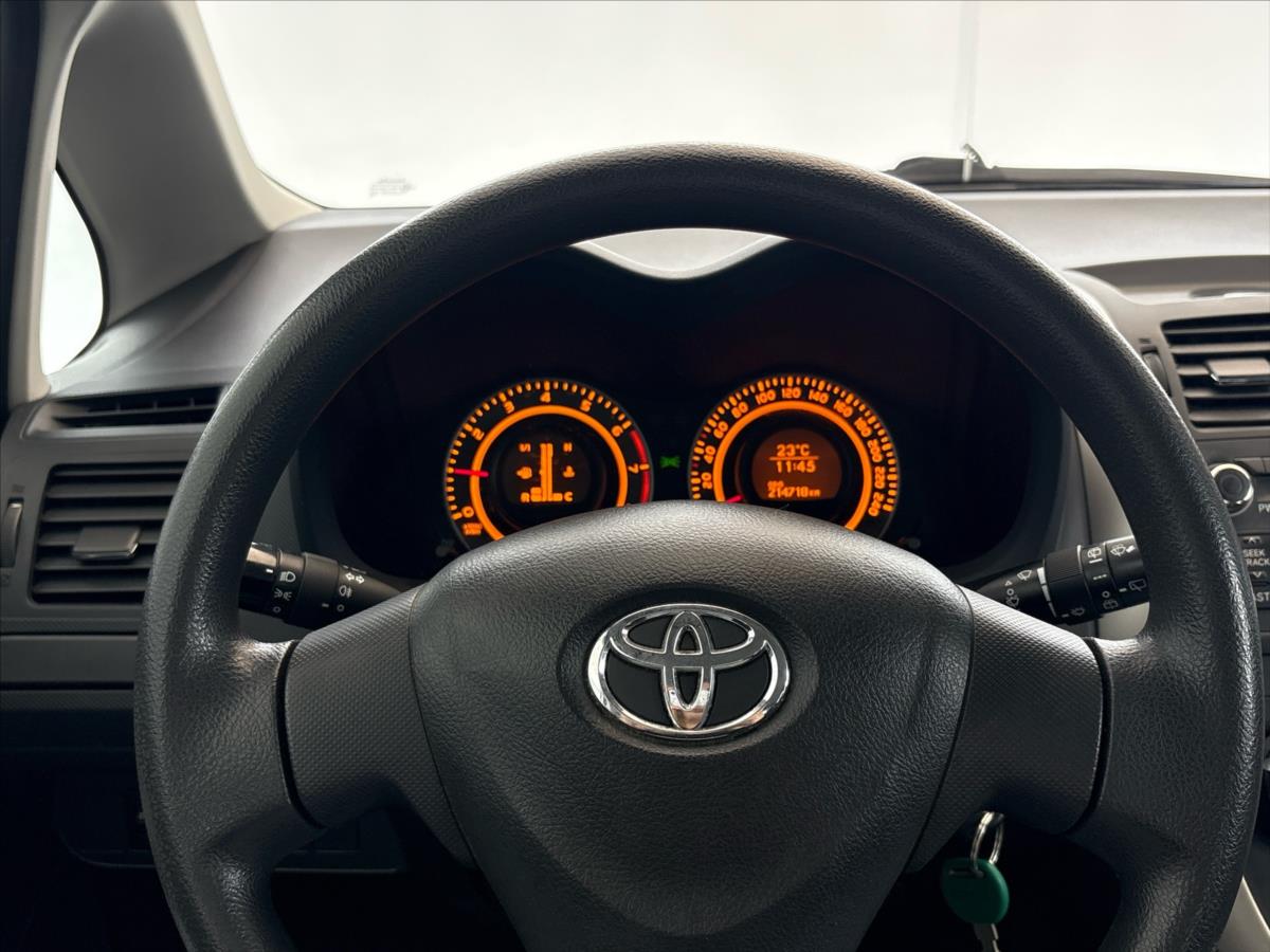 toyota-auris-1-3-vvt-i - 7