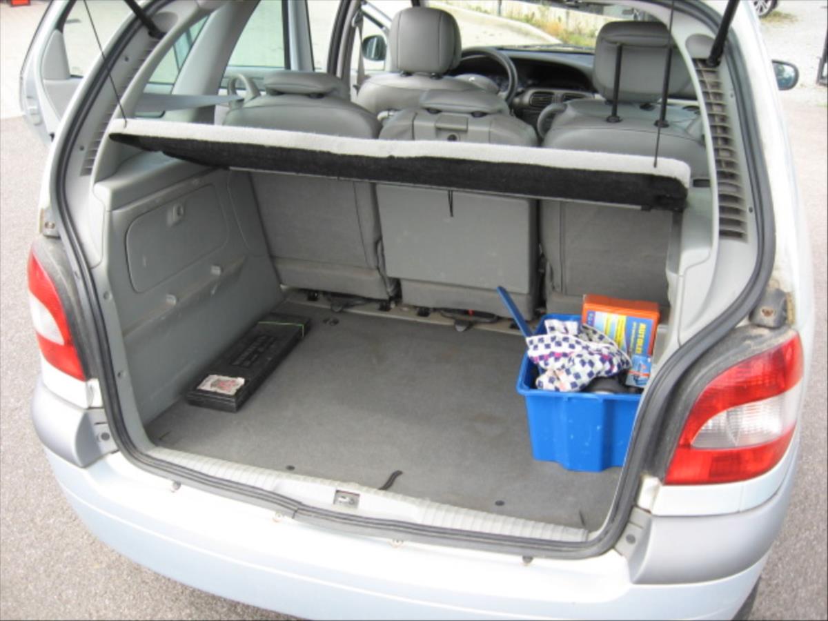 renault-scenic-1-6-megane - 8