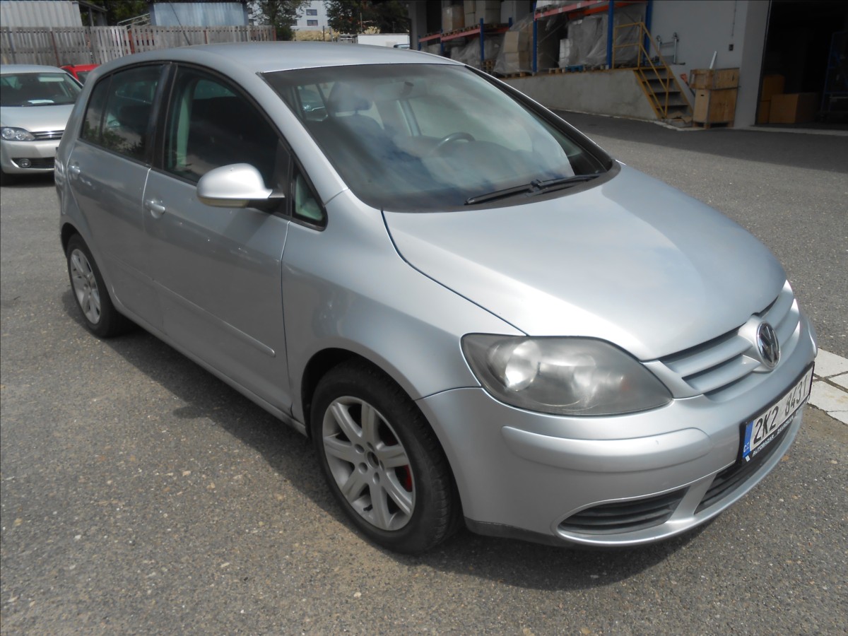 volkswagen-golf-plus-1-9-tdi-77-kw - 2