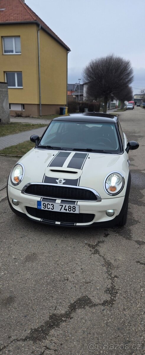 Mini Cooper S 1,6   turbo 128kw 2007,  Top stav