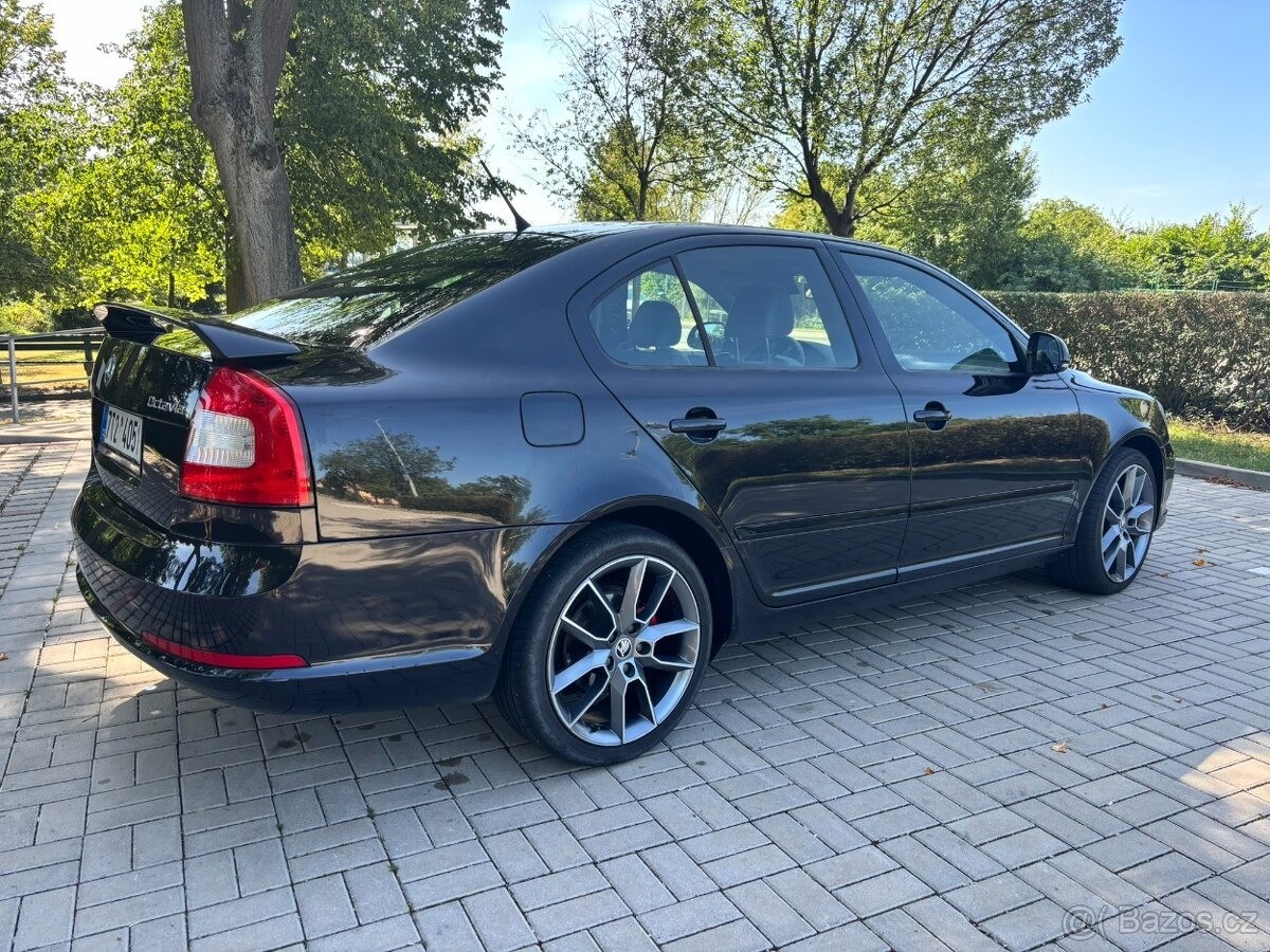 skoda-octavia-2-0-2-rs-tdi-prodej - 4