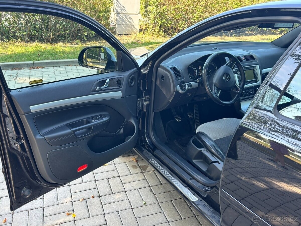 skoda-octavia-2-0-2-rs-tdi-prodej - 7