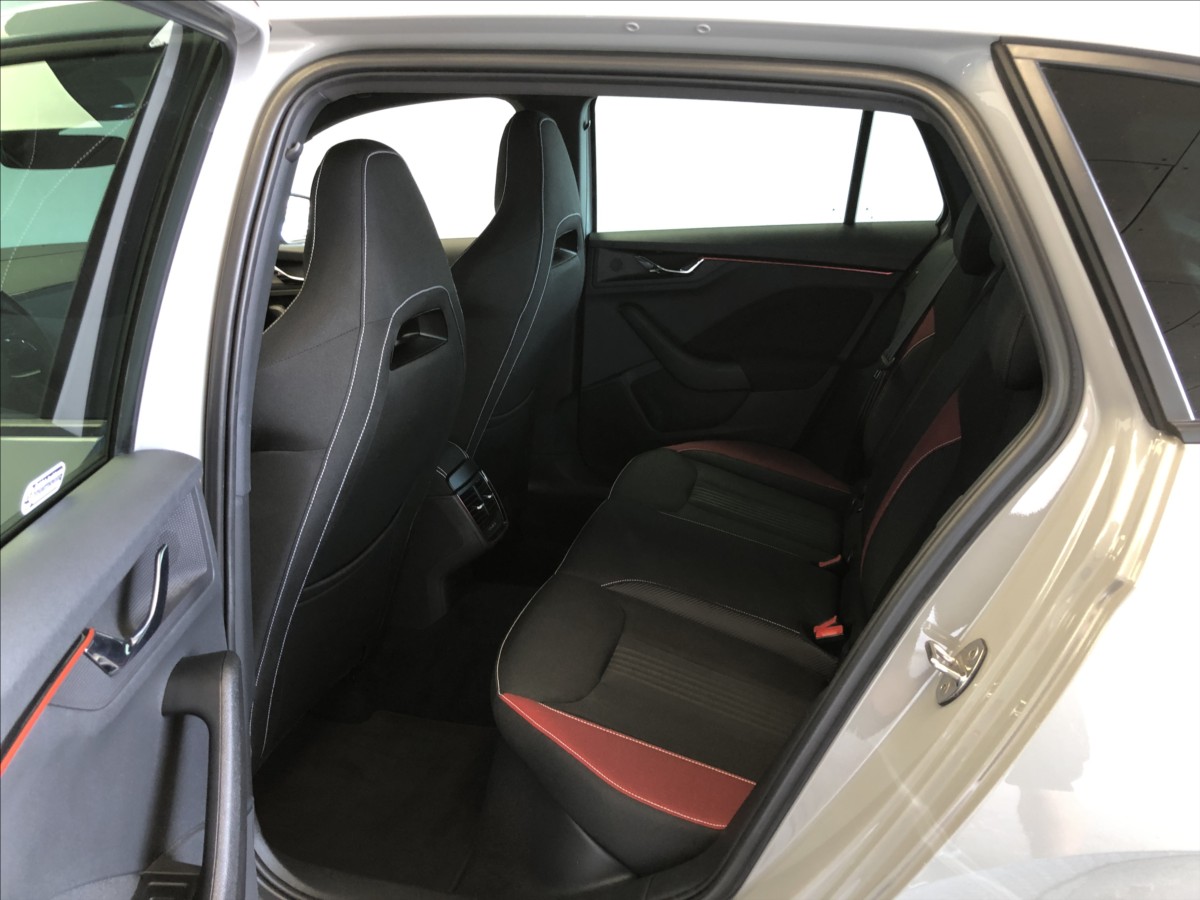 skoda-scala-1-5-tsi-montecarlo-monte-carlo - 9