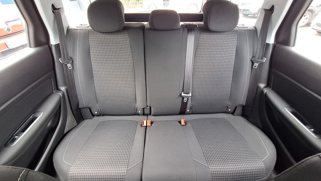 peugeot-308-1-2-130k-zaruka-servis - 6