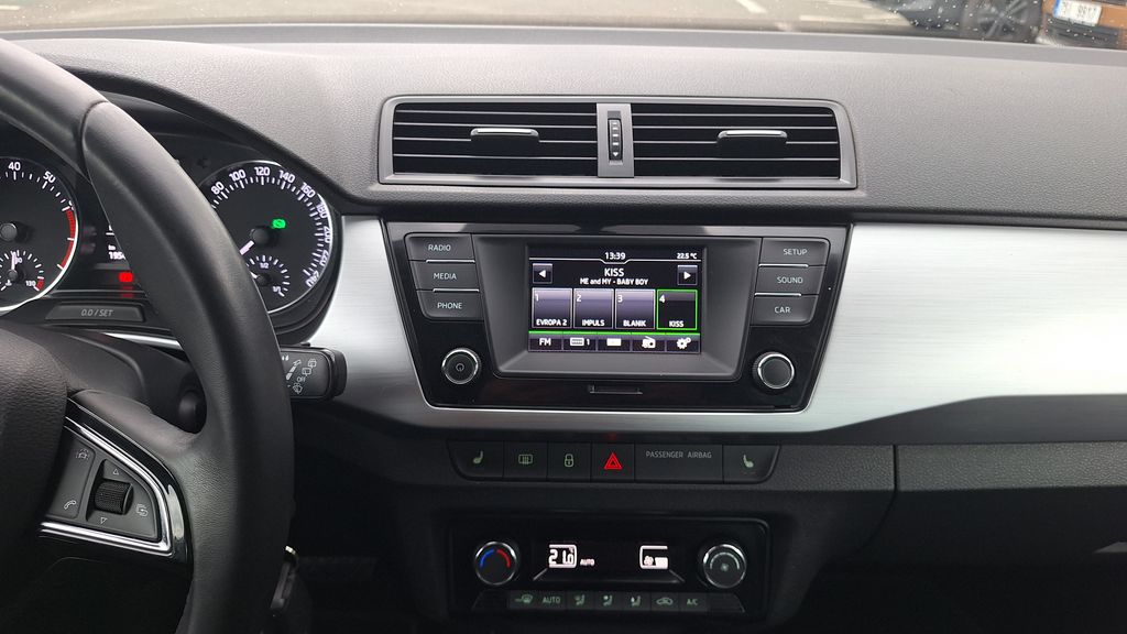 skoda-fabia-1-2-tsi-81kw-dsg-servis-zaruka - 9