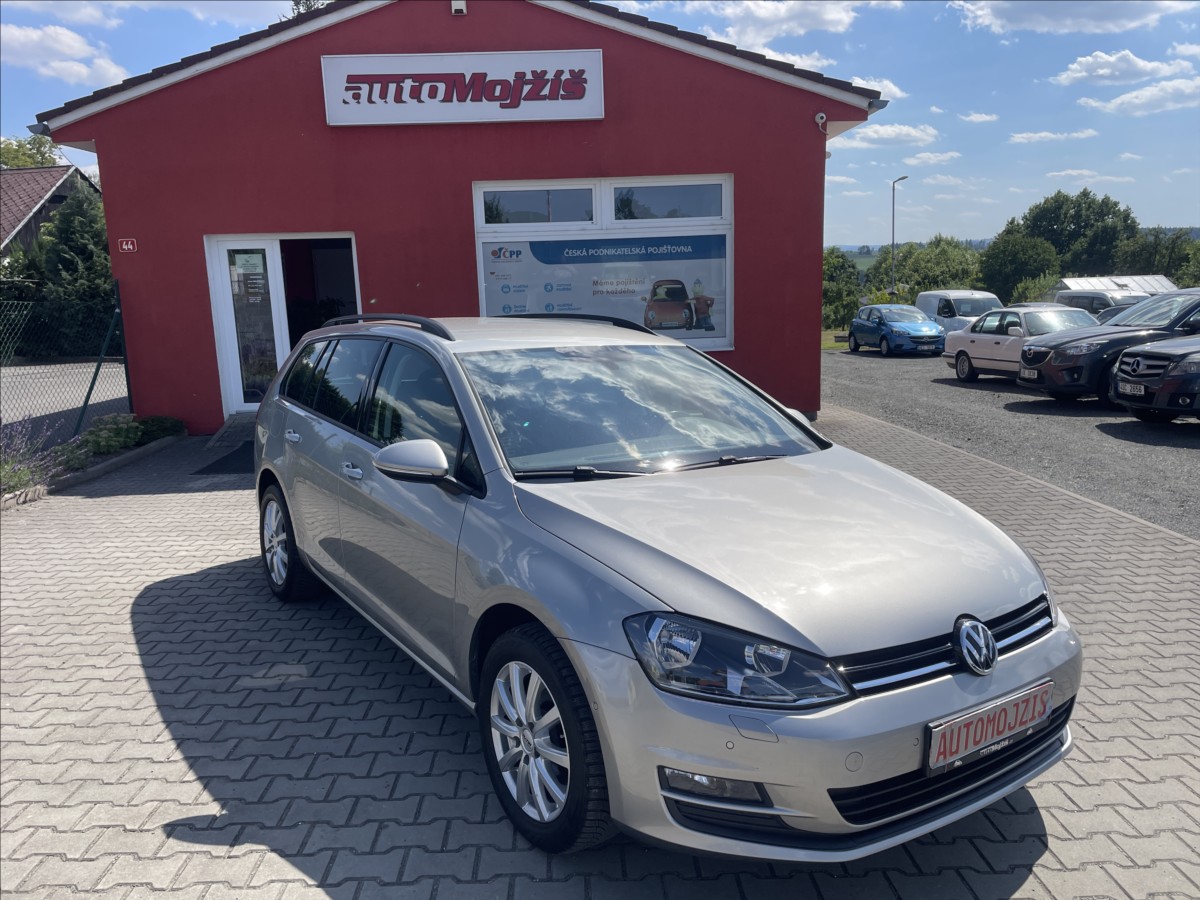 Volkswagen Golf 1,6 TDI CUP DIGIKLIMA 81 kW NOVÁ STK  VII