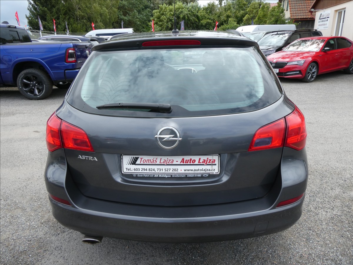opel-astra-1-4-88kw-2x-kola-2-majitel - 6