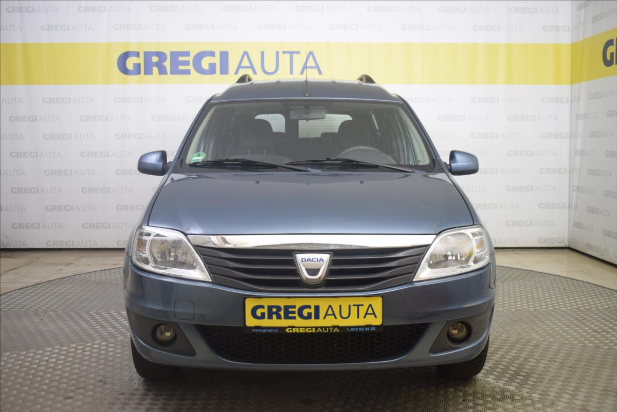 Dacia Logan 1,6 i 7MÍST PO SERVISU,PO TK