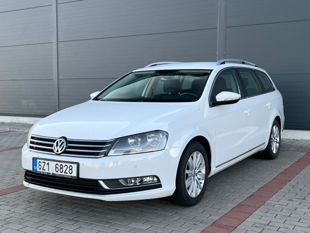 Volkswagen Passat TDI-ALU-NAVI-PLNÝ SERVIS